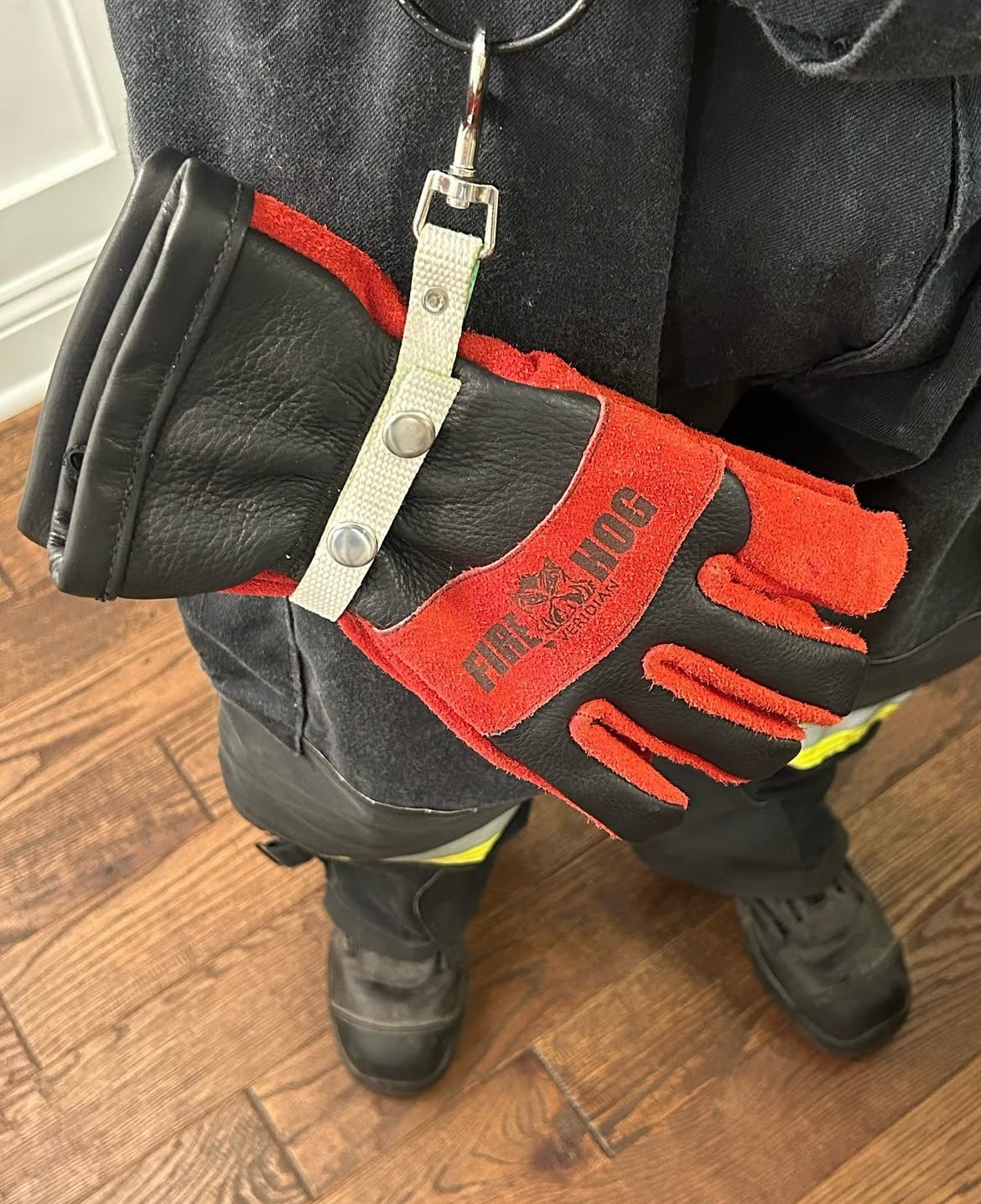 Glove Holder Keychain